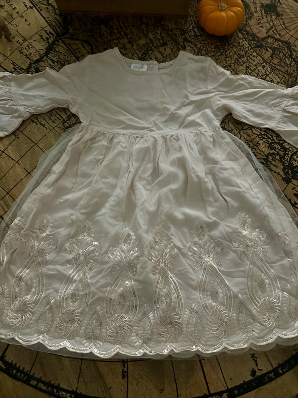 Bell sleeved party dress size 2T